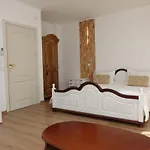за гости Radea 公寓 *