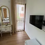 за гости Radea 公寓 *