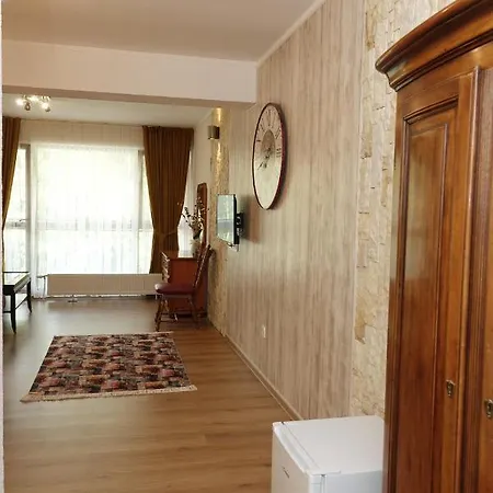 за гости Radea Devin