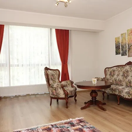 за гости Radea Apartament *
