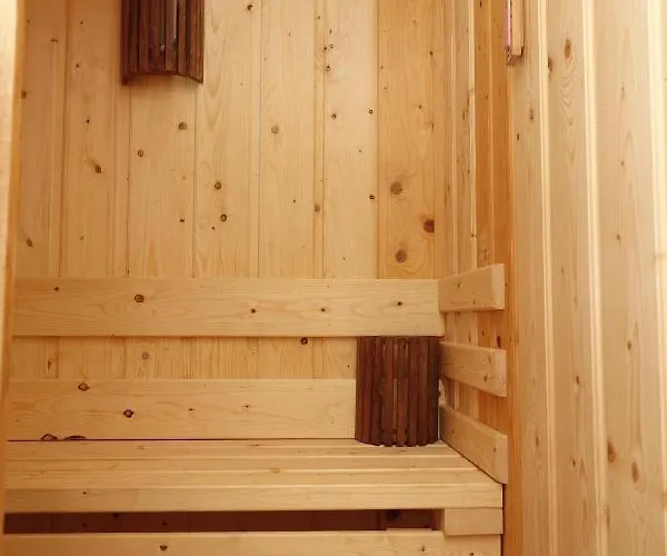 за гости Radea Apartament